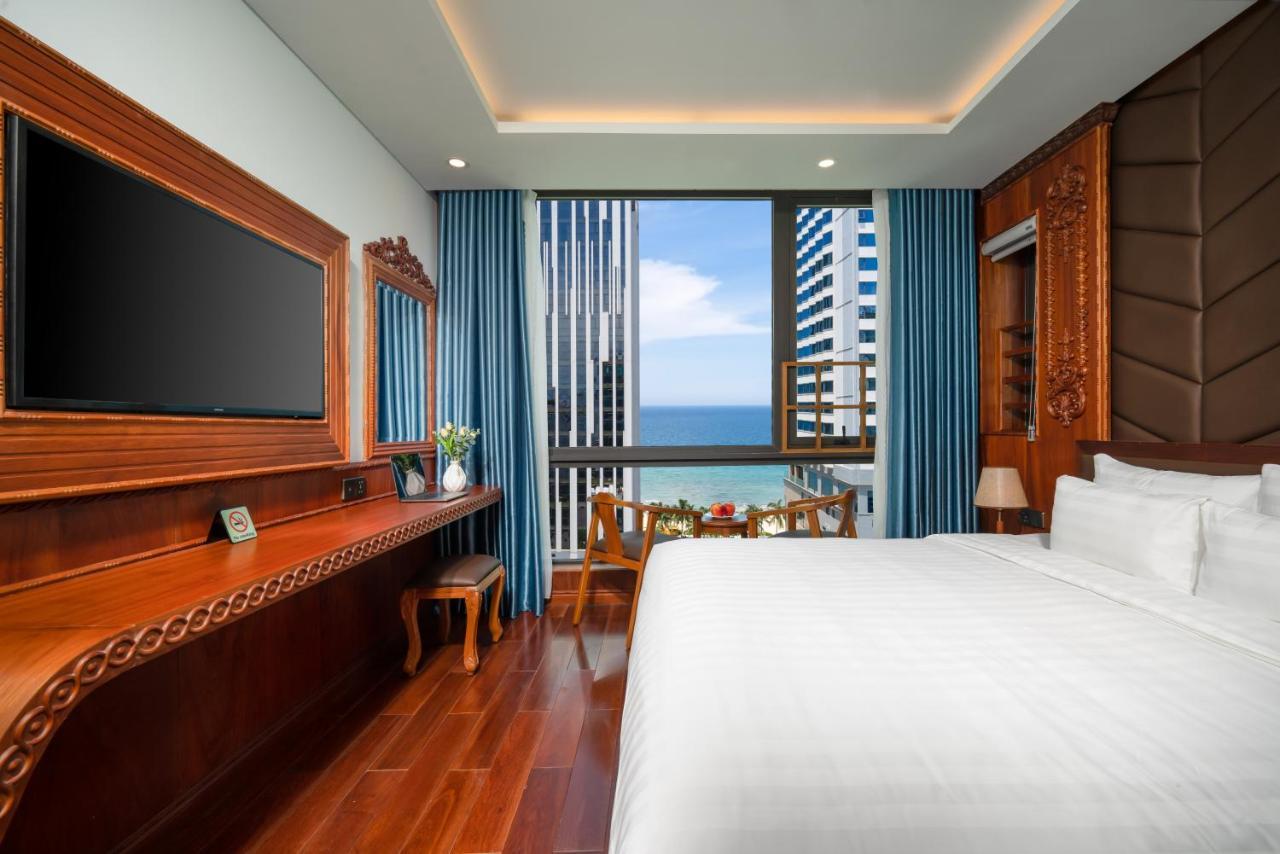 Monalisa Luxury Hotel Da Nang Exterior foto